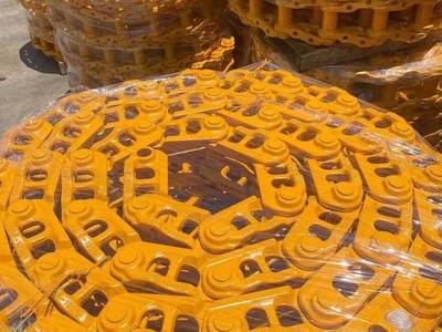 Excavator Spare Parts — Track chain, crawler track chain, chain 