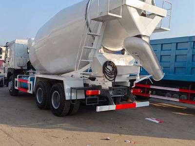 🚛 Concrete Mixers — Factory & Customer Visits