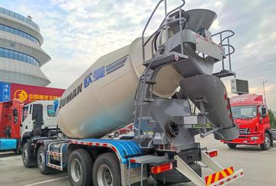 🚛 Concrete Mixers — Factory & Customer Visits
