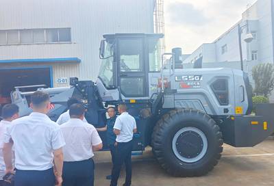⛰️ Wheel Loaders — Factory & Customer Visits